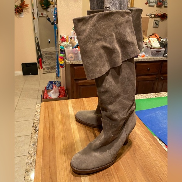 Ladies Taupe Suede Aldo Cuffed Stacked Heel Boots Size 40 - Picture 6 of 6